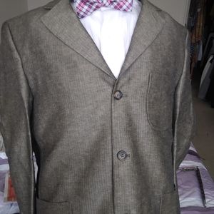 Datti mens 3 button  Sz 42R $88 +free silk necktie